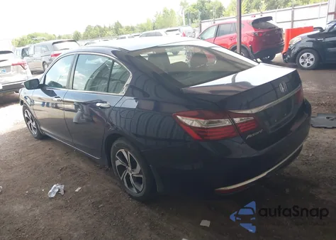 2016 Honda Accord Lx z USA, uszkodzony, nr VIN 1HGCR2F38GA143784